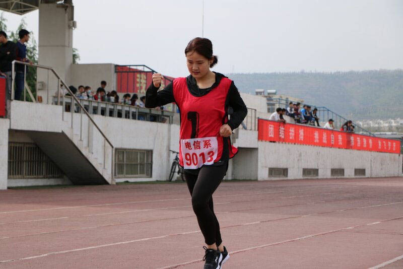 高遥遥.jpg