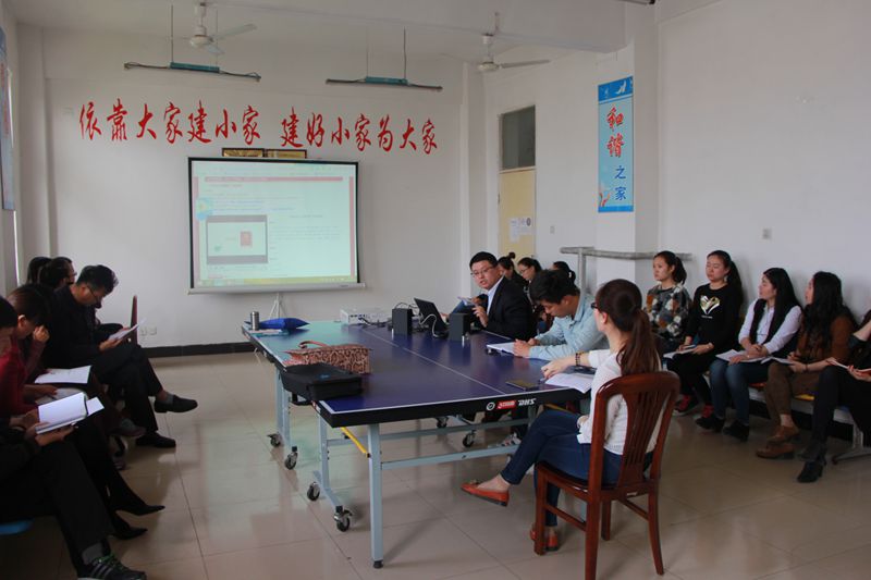学习现场2.JPG