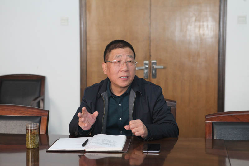 1杨云峰讲话.jpg